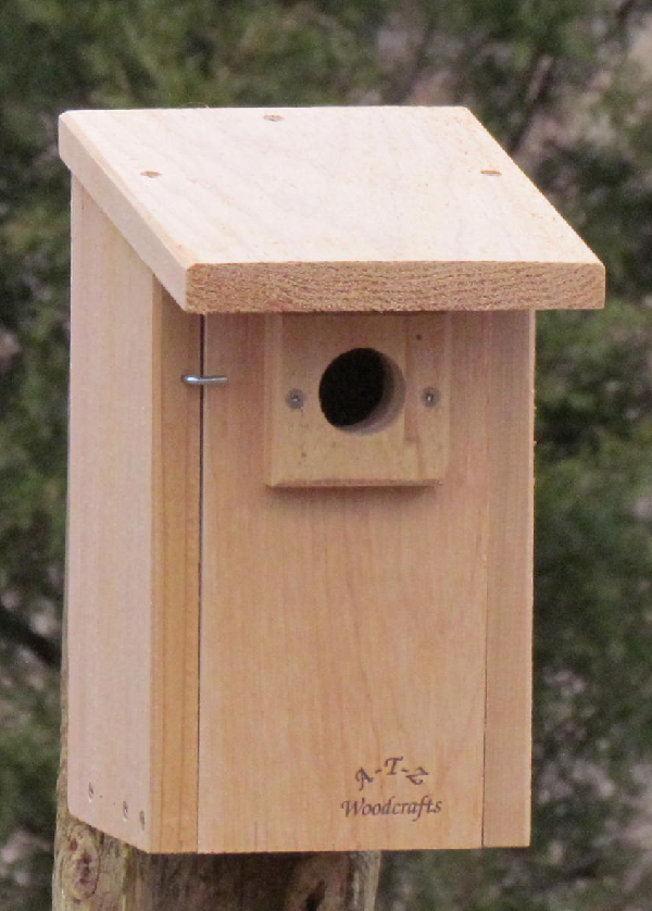 Classic Bluebird Nestbox-cedar-bluebird-nestbox-usa